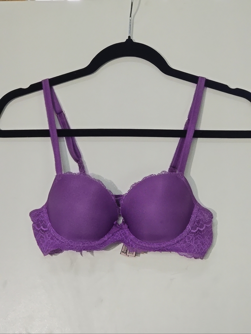 Victorias Secret 32B Dream Angels Smooth& Lace Lightly Lined Demi Bra